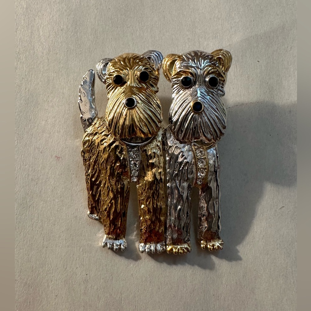 Scottish Terriers Brooch Bobbly
Head Style Moveable Two Dogs
Brooch Pin
